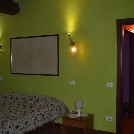 Casa Borgo Emanuele Oda ve Kahvaltı Spoleto